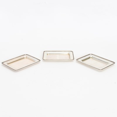 Lot 306 - Set of Three Continental Silver Trays