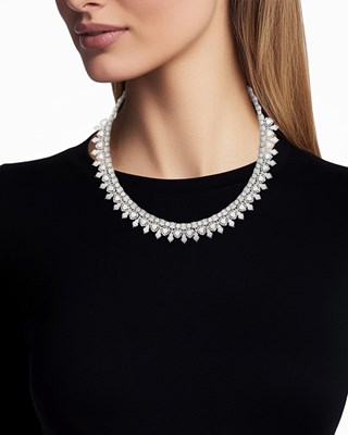 Lot 86 - White Gold and Diamond Necklace