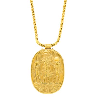 Lot 18 - Gold and Carved Lapis Scarab Pendant with Gold Chain Necklace