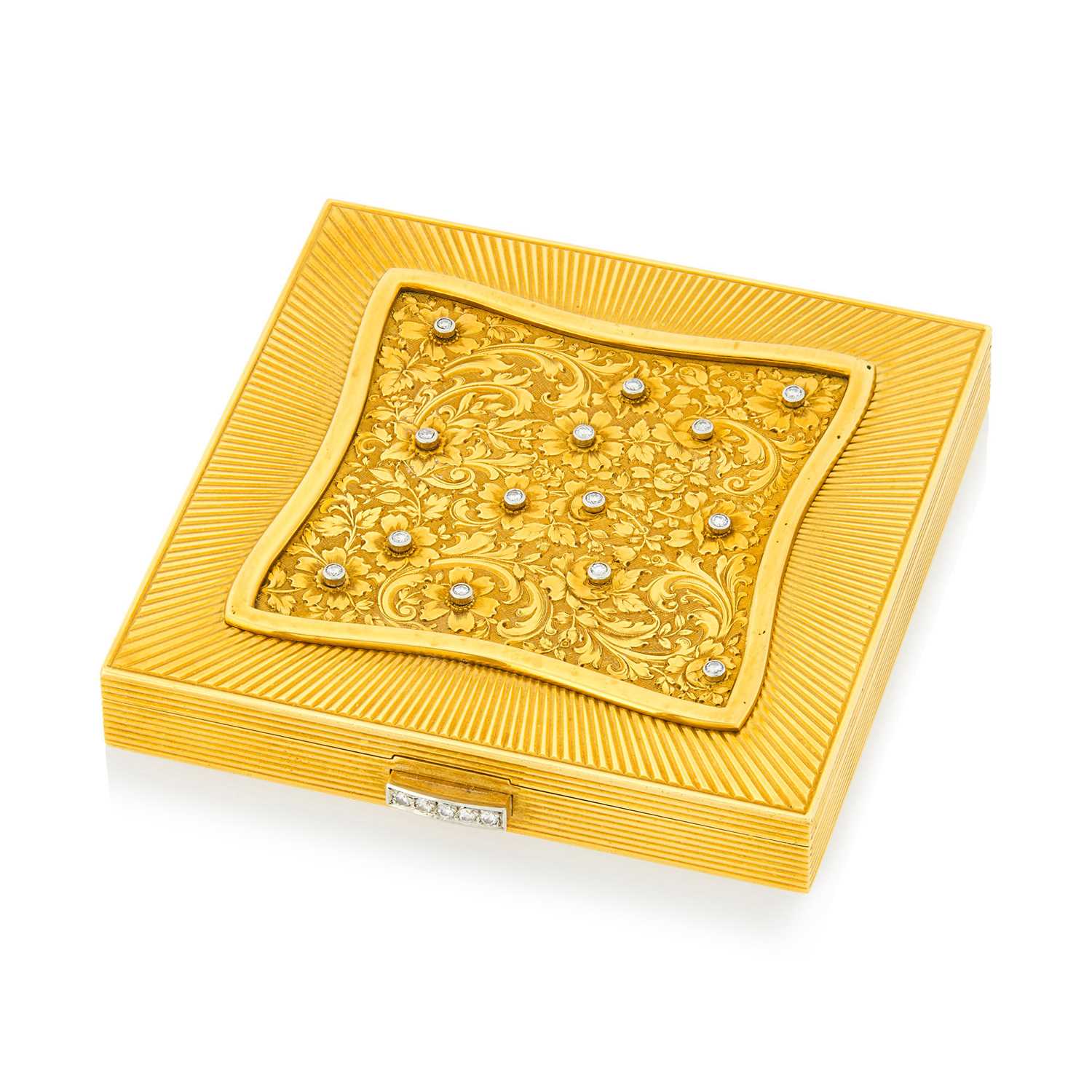 Lot 90 - Gold, Platinum and Diamond Compact