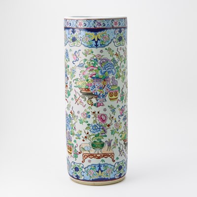 Lot 102 - Chinese Famille Rose Porcelain Umbrella Stand