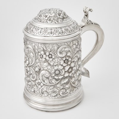 Lot 204 - Howard & Co. Sterling Silver Monumental Covered Tankard