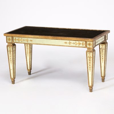Lot 282 - Venetian Eglomise Mirrored Low Table