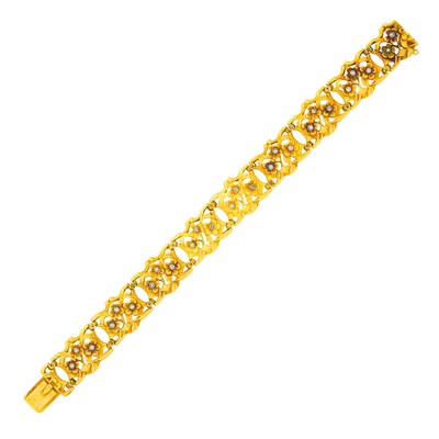 Lot 29 - Antique Gold and Diamond Floret Bracelet, France