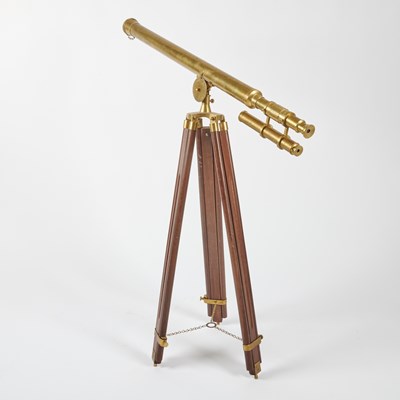 Lot 171 - Brass and Glass Telescope
