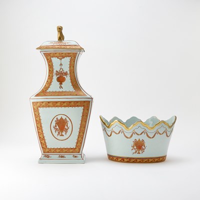 Lot 151 - Mottahedeh Porcelain Covered Vase