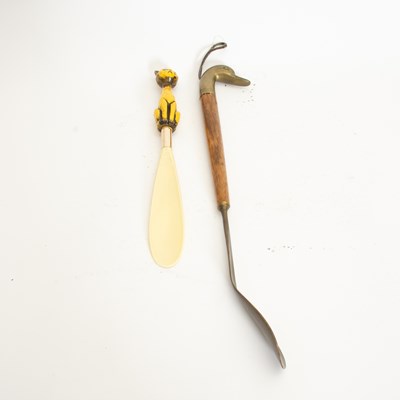 Lot 25 - Brass and Wood Duck Handle Shoe Horn