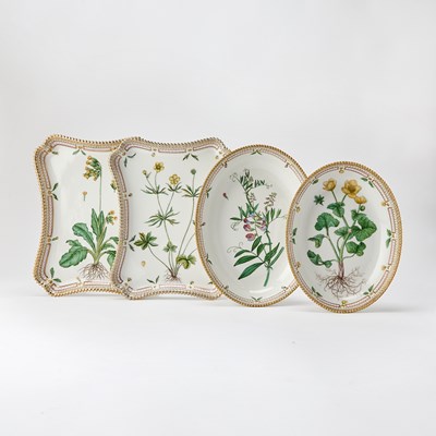 Lot 109 - Group of Four Royal Copenhagen Porcelain Gilt and Hand-Painted 'Flora Danica' Pattern Serving Dishes