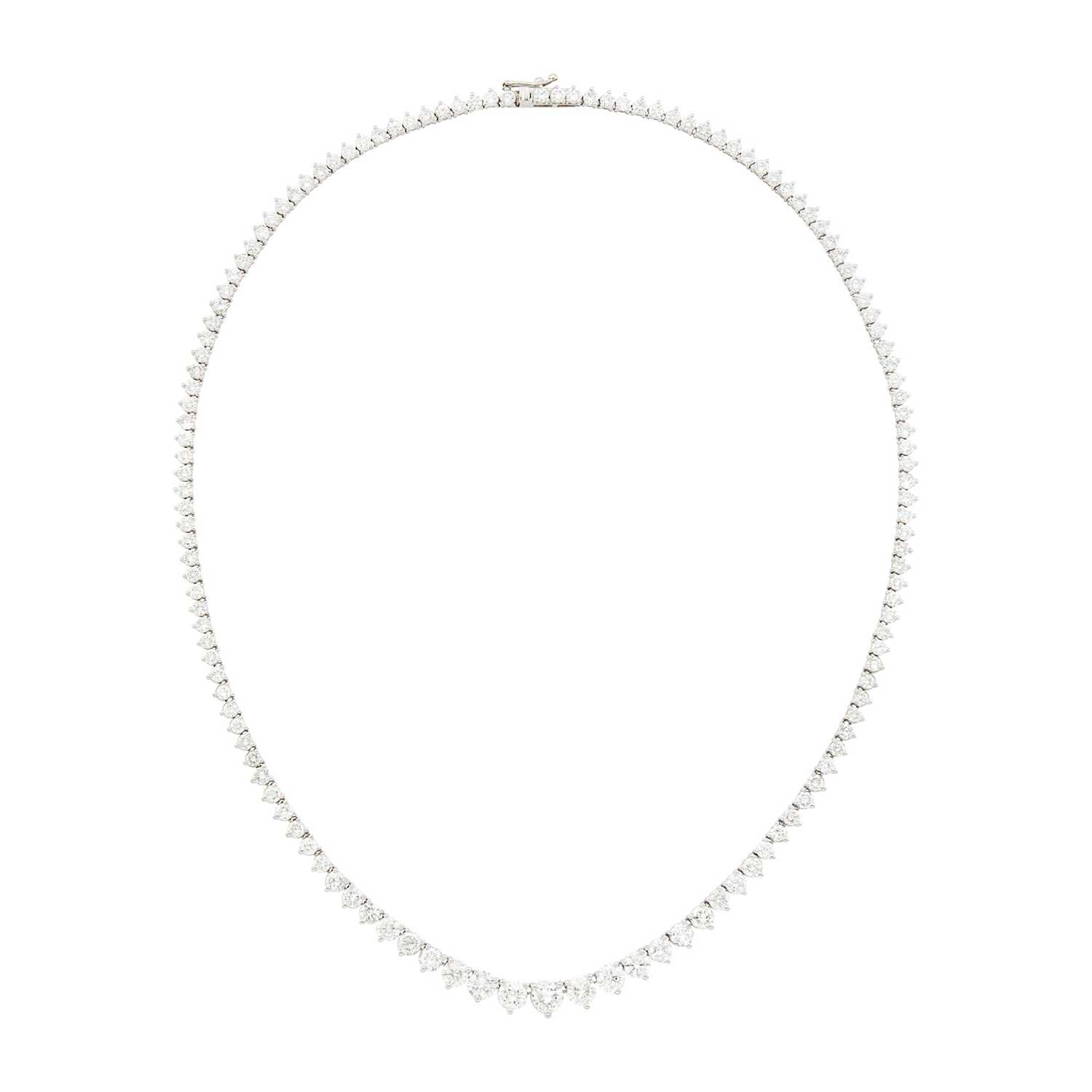 Lot 32 - White Gold and Diamond Necklace