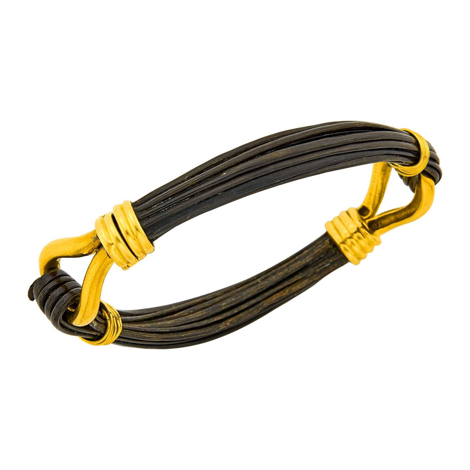 Lot 12 - Van Cleef & Arpels Gold and Elephant Hair Bracelet