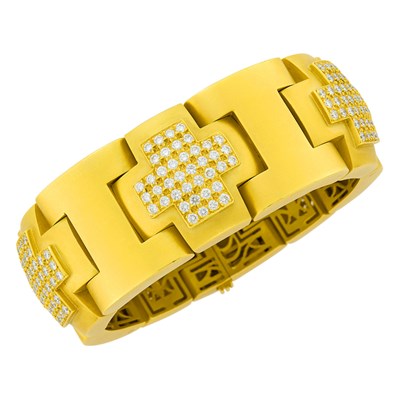 Lot 48 - Barry Kieselstein-Cord Gold and Diamond Cuff Bracelet