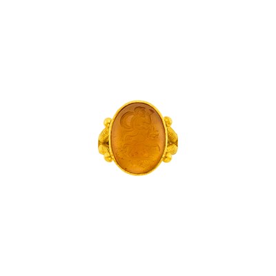 Lot 10 - Elizabeth Locke Hammered Gold, Carved Citrine Intaglio and Mother-of-Pearl Ring