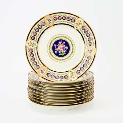 Lot 269 - Set of Ten Sevres Style Porcelain Cabinet Plates