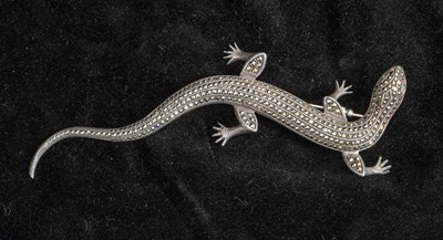 Lot 252 - Sterling and Rhinestone Geko Pin