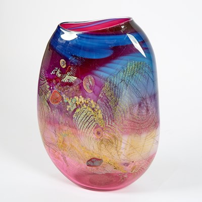 Lot 282 - Chris Hawthorne Blown Glass Vessel