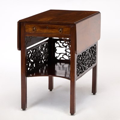 Lot 454 - George III Mahogany Pembroke Table