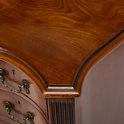 Lot 451 - George III Double Serpentine Mahogany Chest of Drawers
