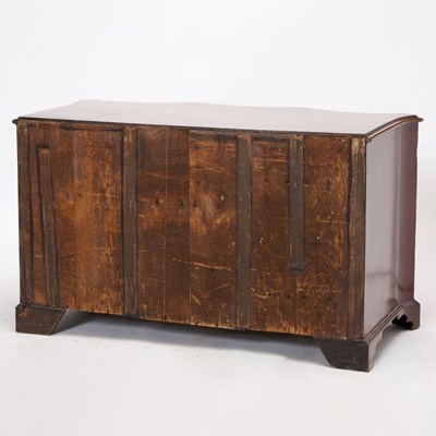 Lot 451 - George III Double Serpentine Mahogany Chest of Drawers