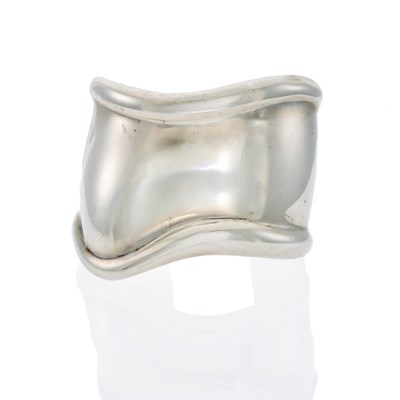 Lot Tiffany & Co., Elsa Peretti Silver 'Bone Cuff' Bangle Bracelet