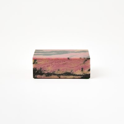 Lot 220 - Pink Alabaster Box