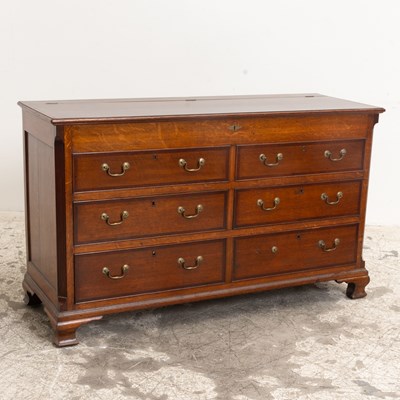 Lot 285 - George III Style Oak Mule Chest