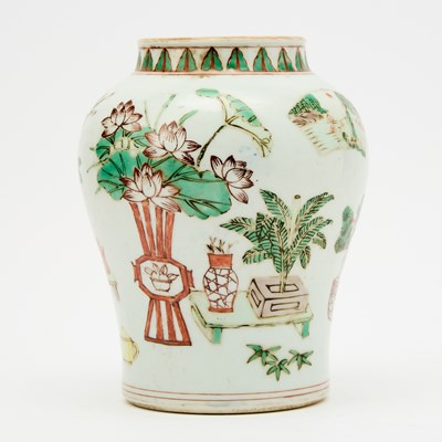 Lot 519 - A Small Chinese Wucai Porcelain Jar