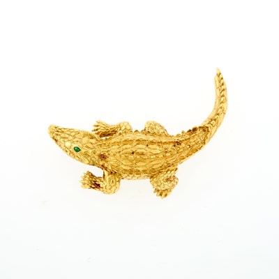 Lot 1045 - Gold and Cabochon Emerald Alligator Brooch