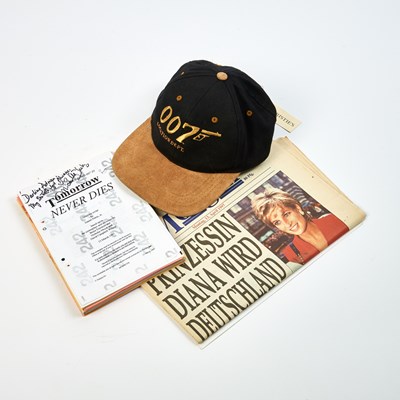 Lot 117 - A collection of Tomorrow Never Dies memorabilia