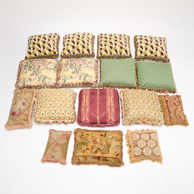 Lot 170 - Group of Fifteen Pillows