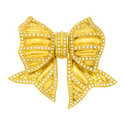 Lot 101 - Gold and Diamond Bow Clip-Brooch