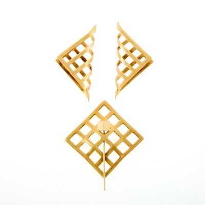 Lot 1028 - Hans Appenzeller Pair of Gold Earrings and Stick Pin