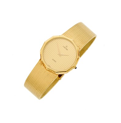 Lot 1037 - Concord Gold Wristwatch
