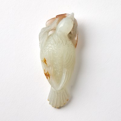Lot 374 - A Chinese White Jade Carving of a Bird