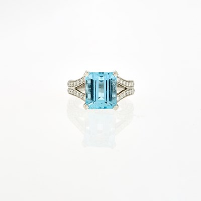 Lot 1195 - White Gold, Aquamarine and Diamond Ring