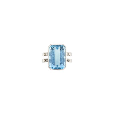 Lot 36 - H. Stern White Gold, Aquamarine and Diamond Ring