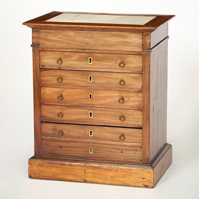 Lot 387 - Restauration Mahogany Side Cabinet