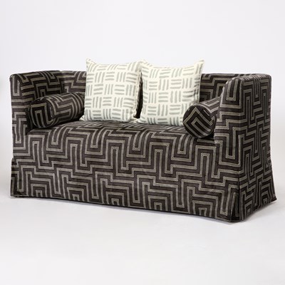 Lot 191 - Modern Upholstered Loveseat