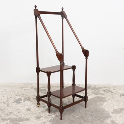 Lot 88 - Mahogany Library Steps