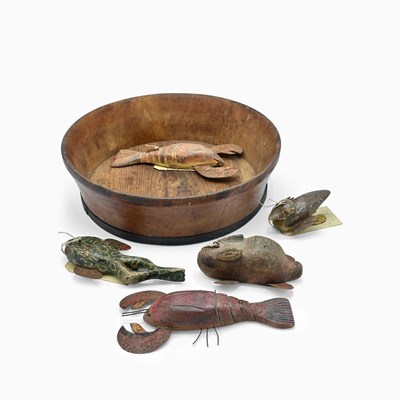 Lot 1198 - Five Painted Ice Fishing Decoys in Wooden Low Bowl