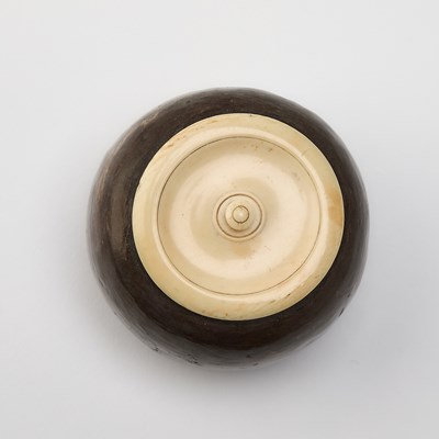 Lot 92 - Japanese Brown Glazed Pottery Jar