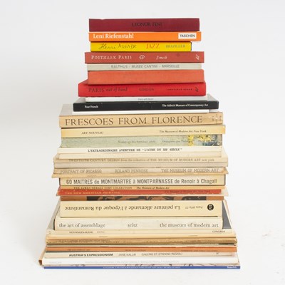 Lot 90 - Box of Art Books