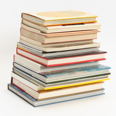 Lot 95 - Box of Art Books