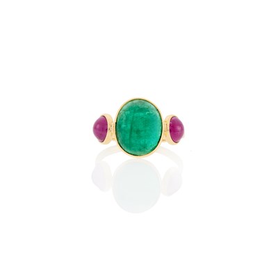 Lot 1172 - Gold and Cabochon Emerald and Ruby Ring