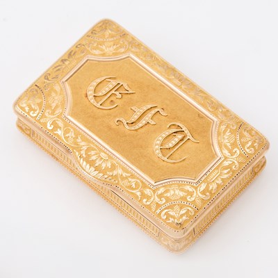 Lot 383 - A French Gold Snuff Box