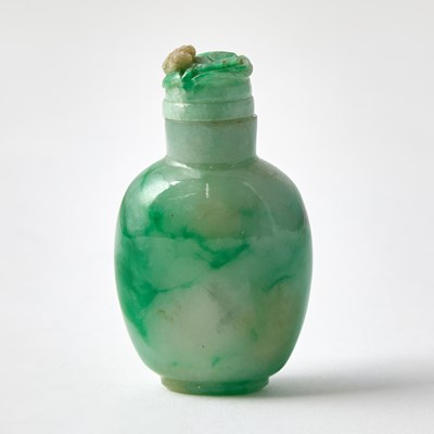 Lot 311 - A Chinese Jadeite Snuff Bottle