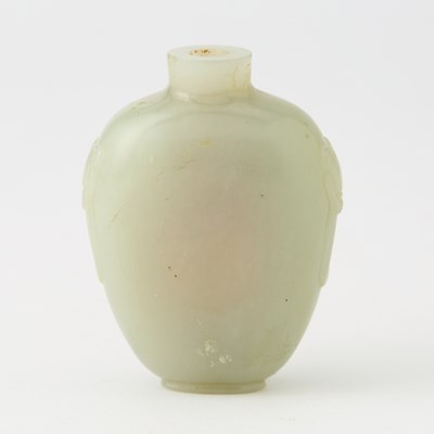 Lot 307 - A Chinese Celadon Jade Snuff Bottle