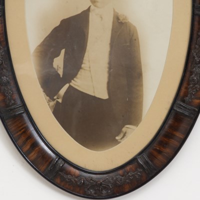 Lot 167 - Carved Wood Heart Shaped Frame