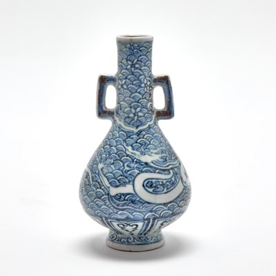 Lot 557 - A Chinese Blue and White Porcelain Handled Vase