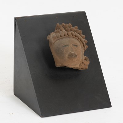 Lot 214 - Vera Cruz Pottery Head on Base
