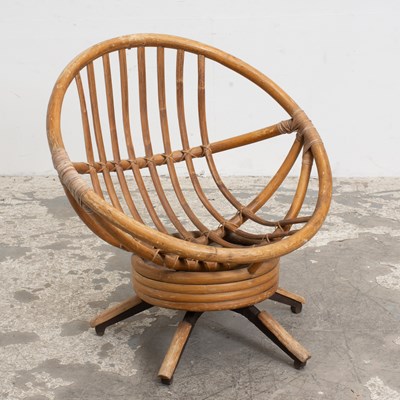 Lot 240 - Rattan Swivel Pod Chair